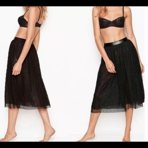 Victoria's Secret Dresses & Skirts - Victoria’s Secret tulle & Pearl embellished skirt